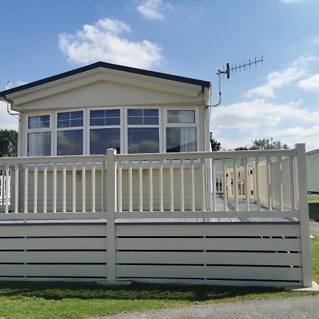 Tranquil 6 Berth Luxury Holiday Home Чичестер Экстерьер фото