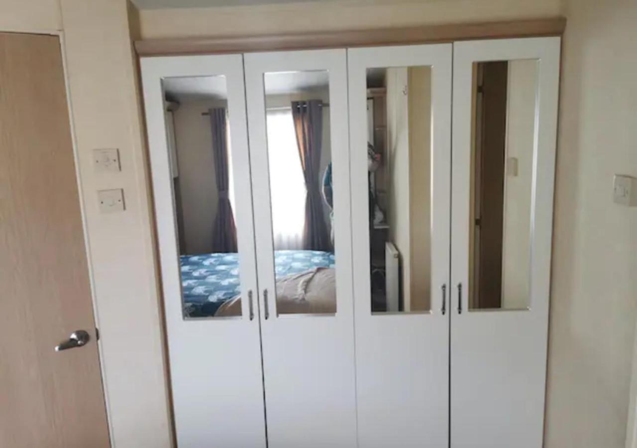 Tranquil 6 Berth Luxury Holiday Home Чичестер Экстерьер фото