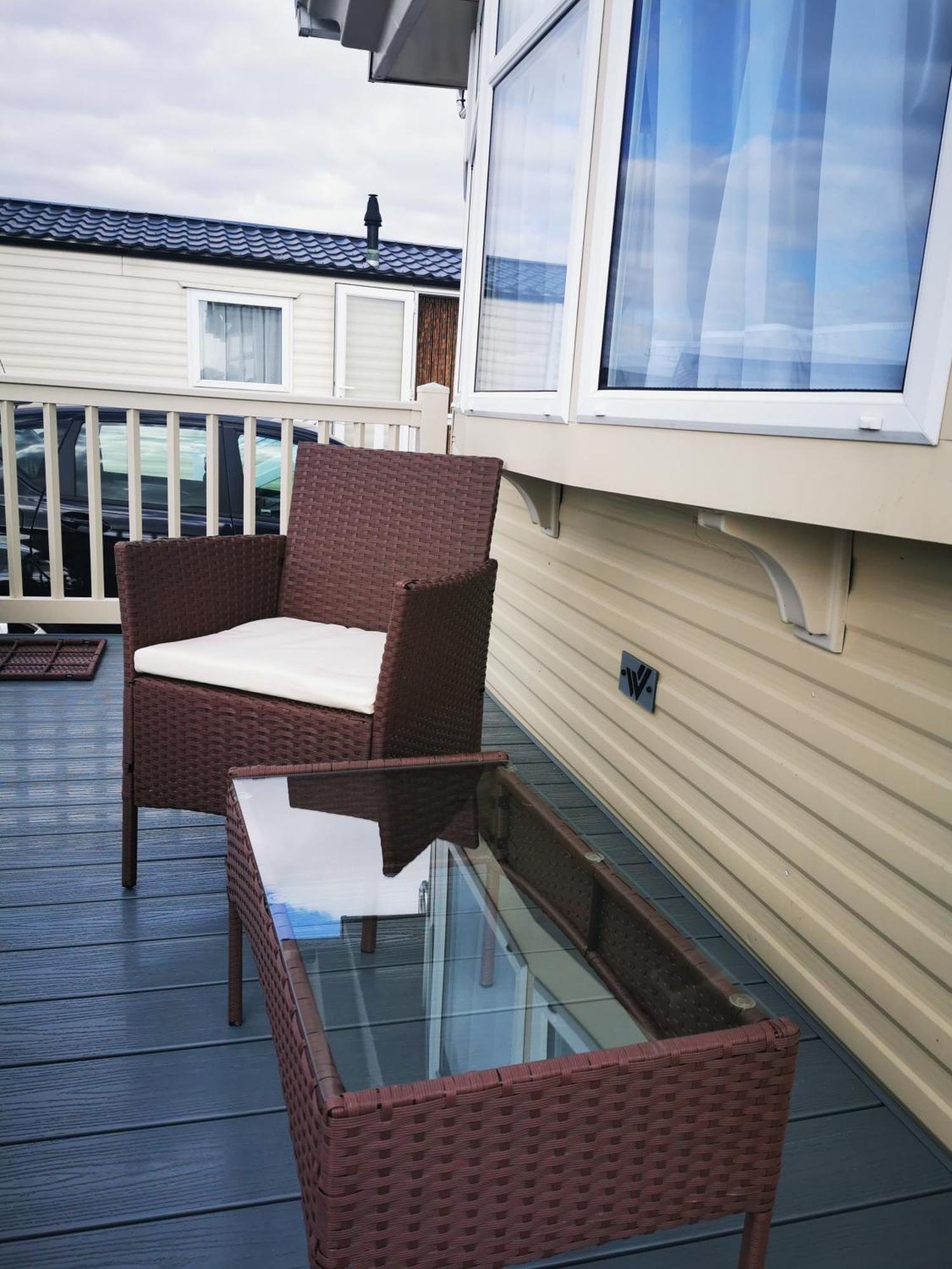 Tranquil 6 Berth Luxury Holiday Home Чичестер Экстерьер фото